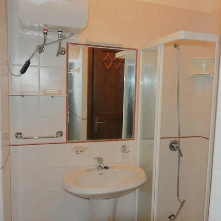 Villino Il Ginepro Apartment Cannigione Exterior photo